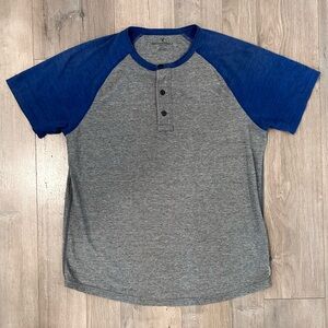 American Eagle Outfitters Gray Body Henley with Blue Raglan Sleeves